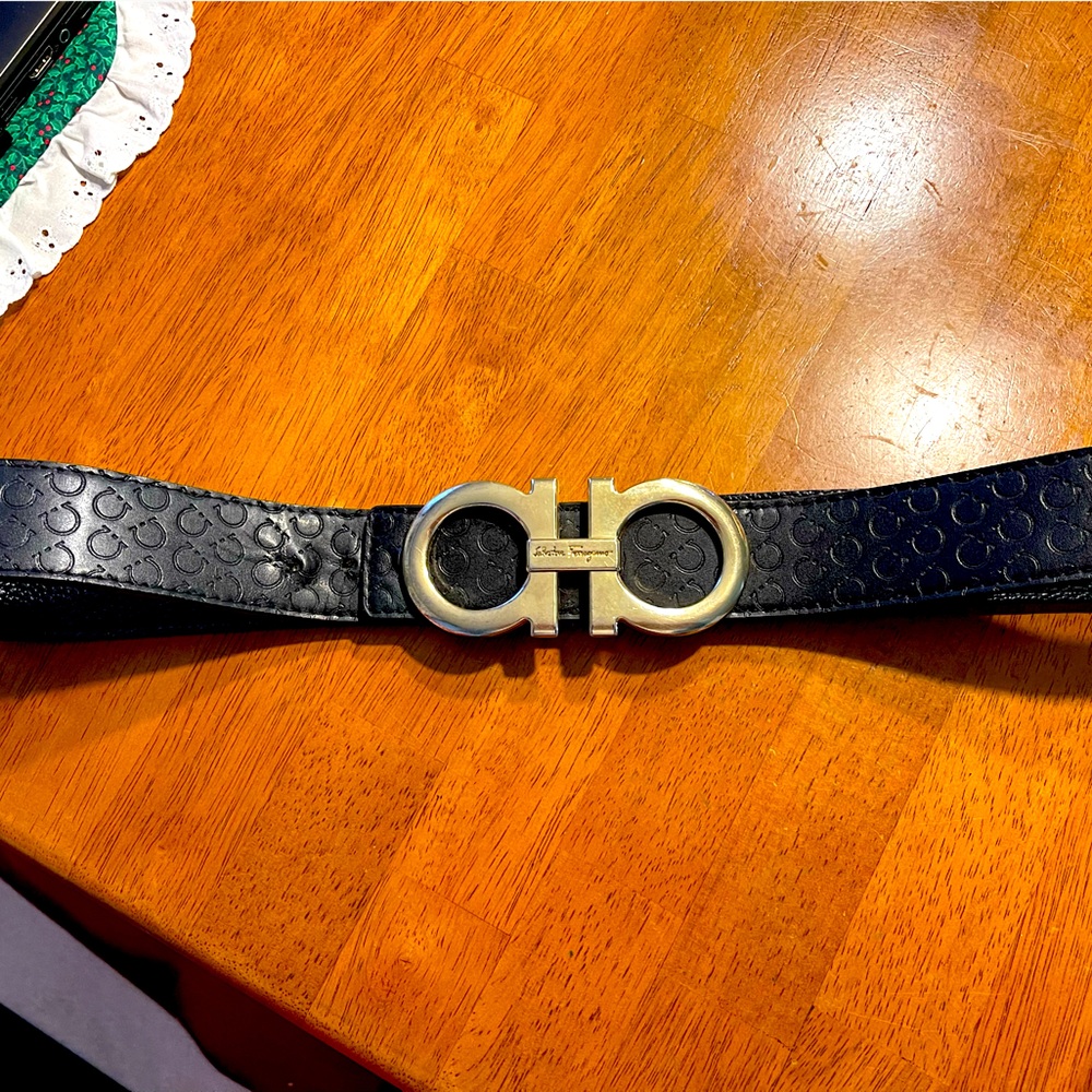 Ferragamo belt, men’s size 46,used good condition. New $350, this one $100.
